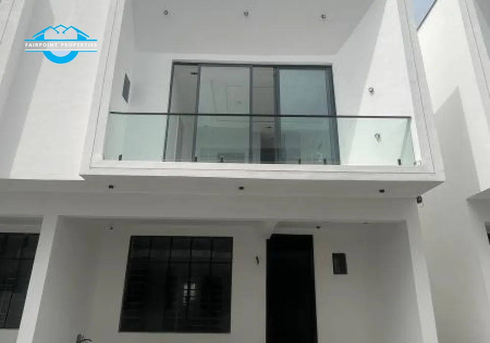 A WELL DESIGNED   4 BEDROOM SEMI DETACHED  WITH BQ + IN A LOVELY MINI ESTATE IN IKOTA - LEKKI