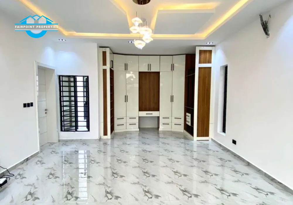 STATE Of Art 5 Bedroom Fully Detached Duplex With Swimming Pool and 20KVA Sound proof Generator and a BQ For Sale At Chevron Lekki, Lagos.