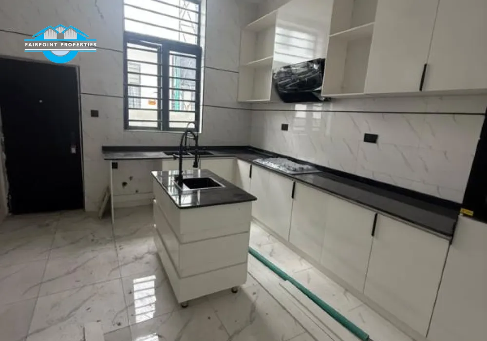5 bedroom detached duplex for Sale