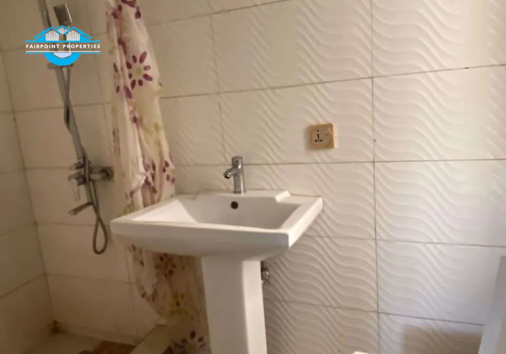 Available 1 Bedroom For At Osapa London, Lekki Lagos.