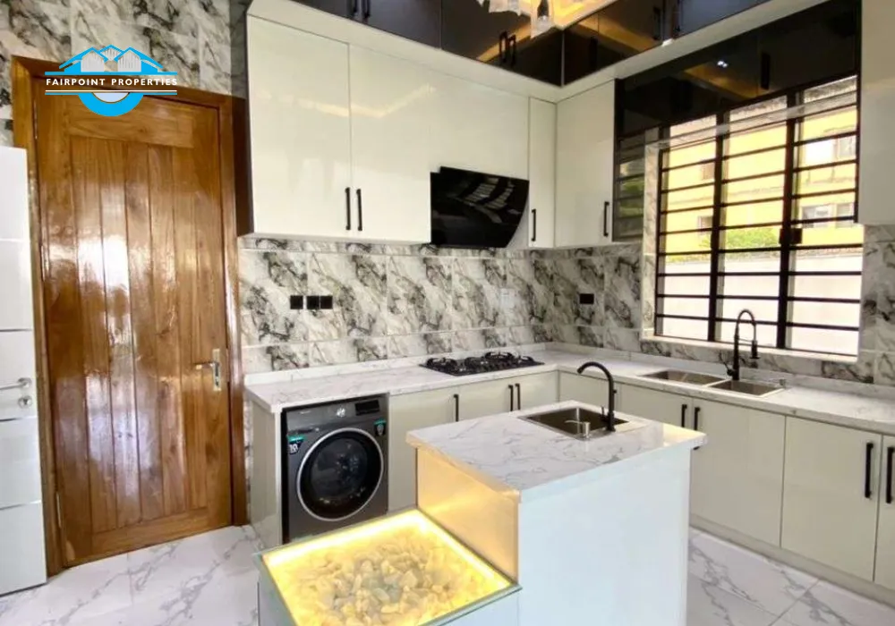 STATE Of Art 5 Bedroom Fully Detached Duplex With Swimming Pool and 20KVA Sound proof Generator and a BQ For Sale At Chevron Lekki, Lagos.