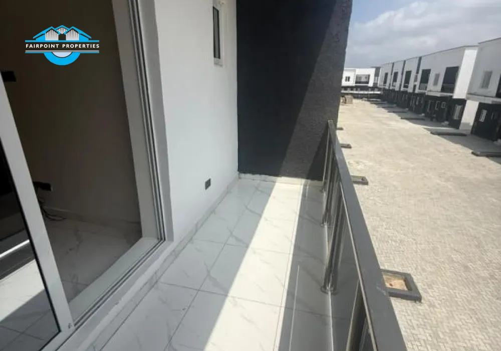 4 BEDROOM TERRACE DUPLEX AT AJAH FOR SALE