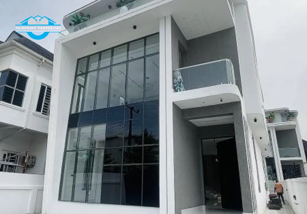 NEWLY BUILT 5 BEDROOM DETACHED HOME + BQ + POOL IN A SERENE AND FLOOD FREE ESTATE AT ELEGANZA, LEKKI, LAGOS STATE
