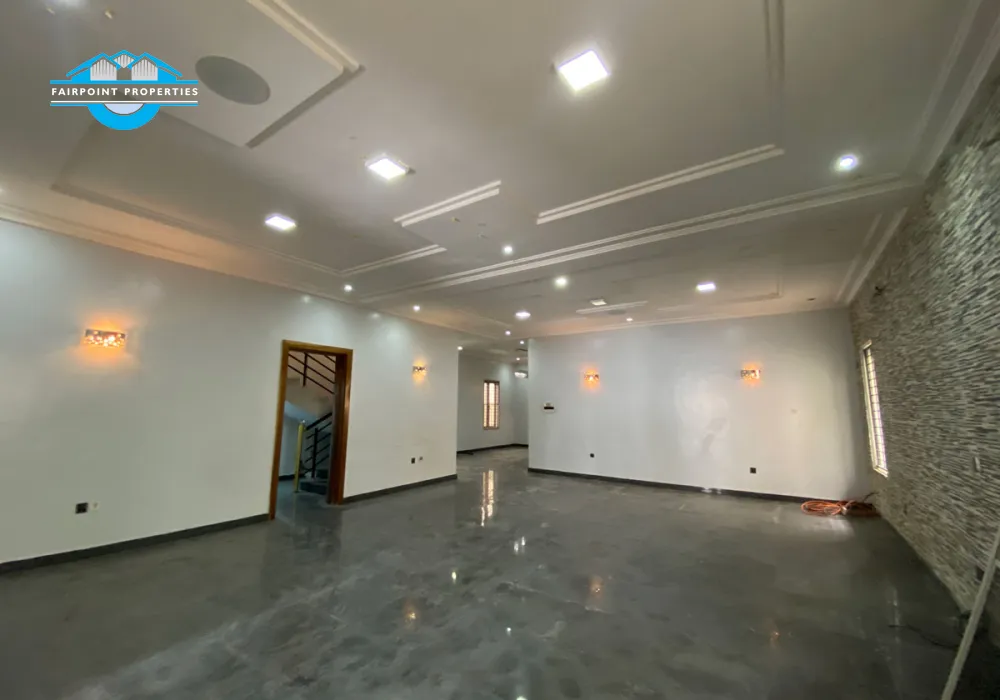 Luxury 4 Bedroom Detached Duplex