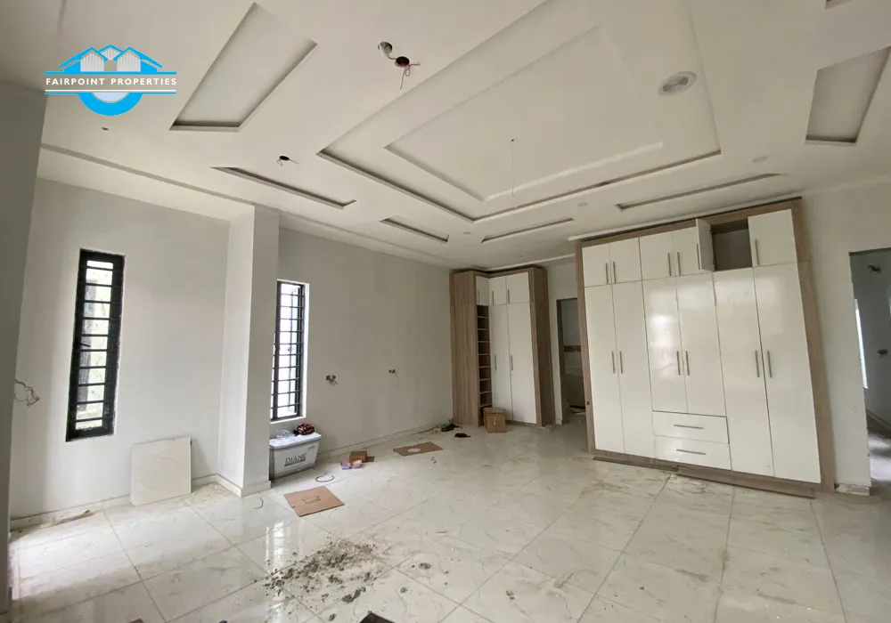 Luxury 4 Bedroom Detached