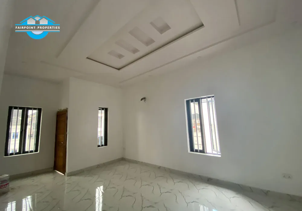 4 bedroom fully detached