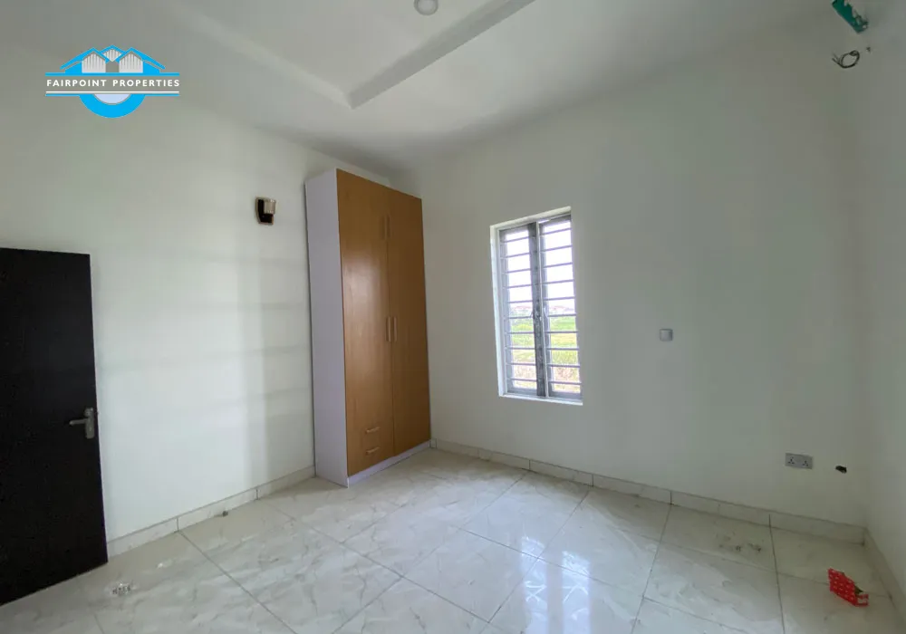 4 bedroom Detached Duplex