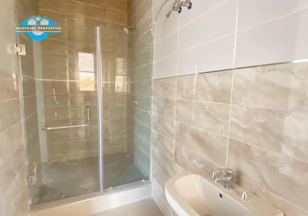 Luxury 4 Bedroom Terrace