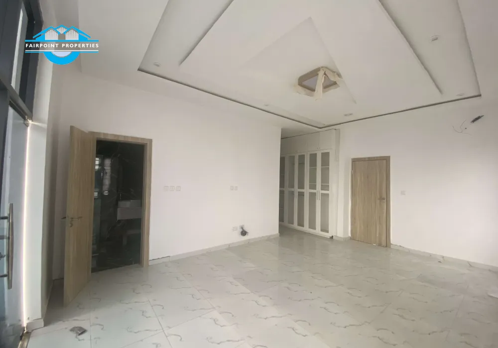 4 Bedroom Semi Detached Duplex