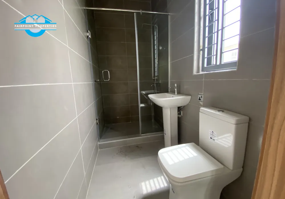 4 Bedroom Detached Duplex