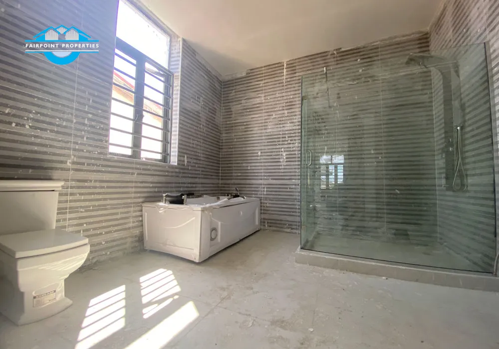 5 Bedroom Fully Detached Duplex With Bq For Sale At Lekki Phase 2