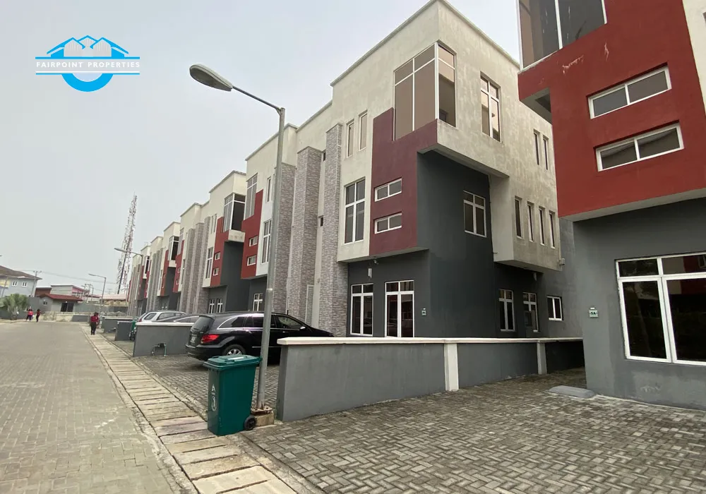 4 Bedroom Detached Duplex