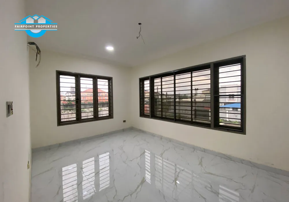 4 Bedroom Semi Detached Duplex For Sale