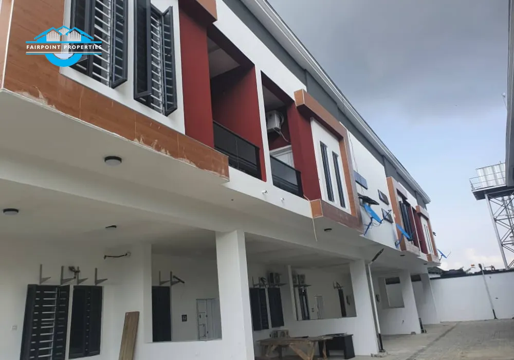 4 Bedroom Terrace
