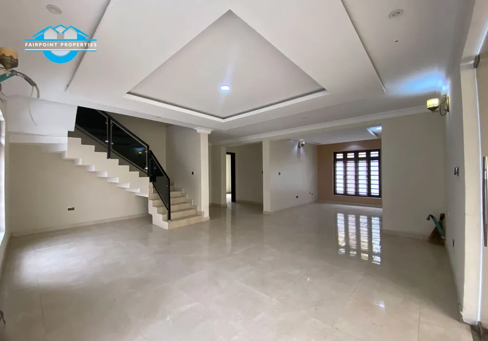 Luxury bedroom detached Duplex