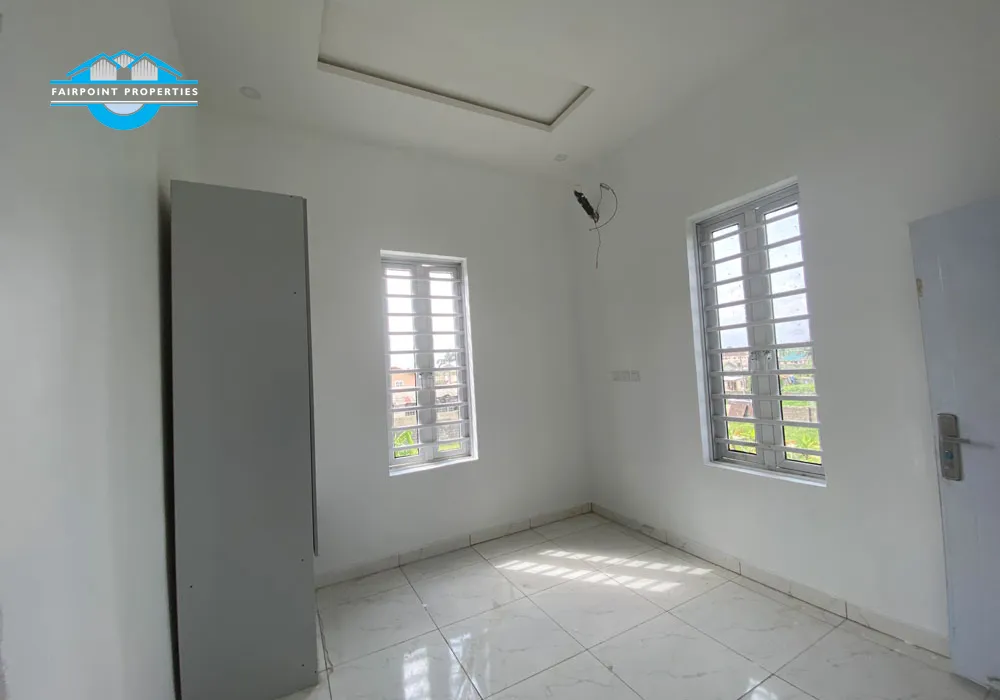 5 Bedroom fully Detached Duplex With swimming pool for Sale