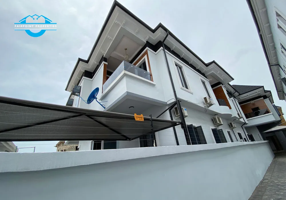 5 Bedroom Detached Duplex