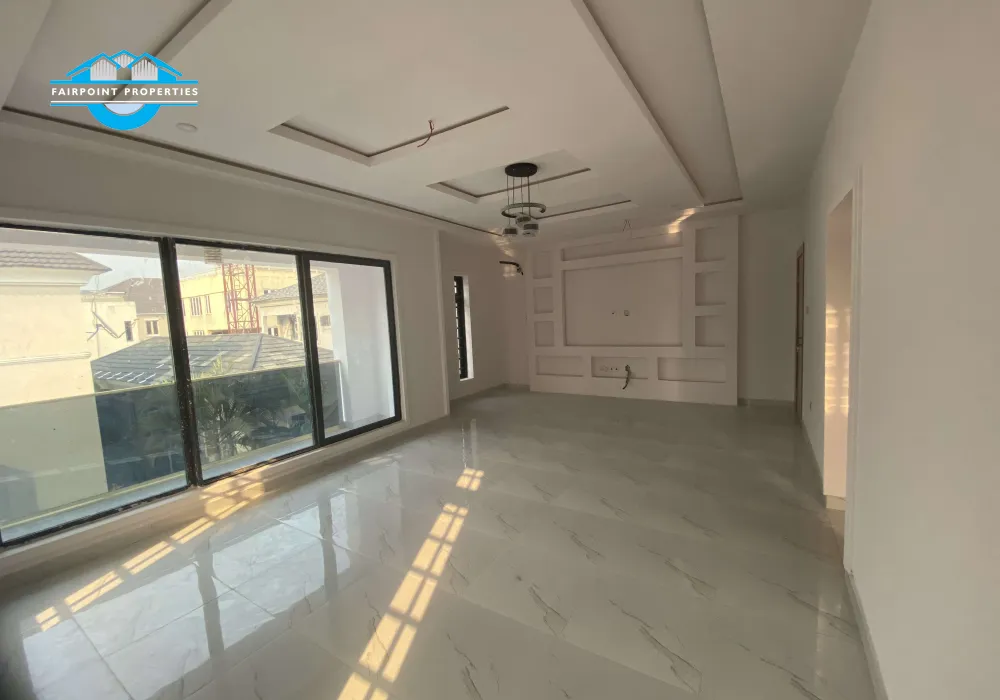 6 bedroom fully detached duplex with a Bq, swimming Pool and a gym house for sale Lekki Phase I