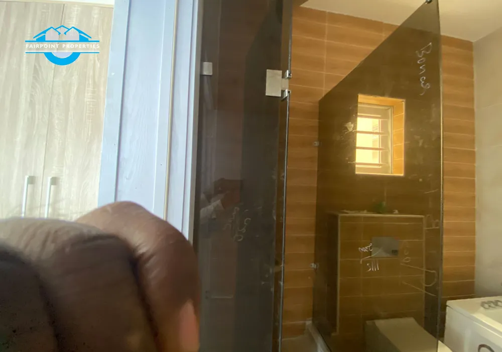 Luxury 4 bedroom detached Duplex