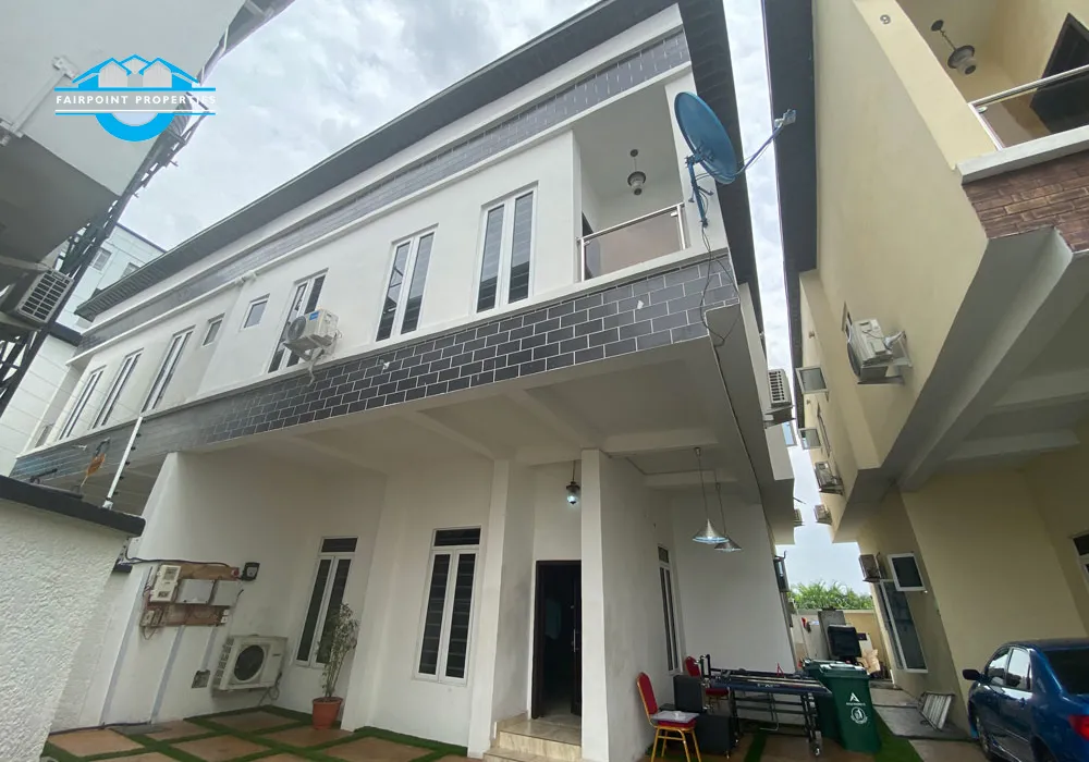 4 Bedroom Detached Duplex