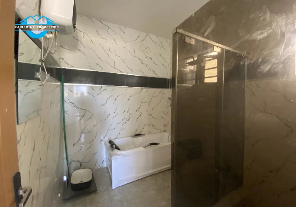 5 bedroom fully Detached duplex