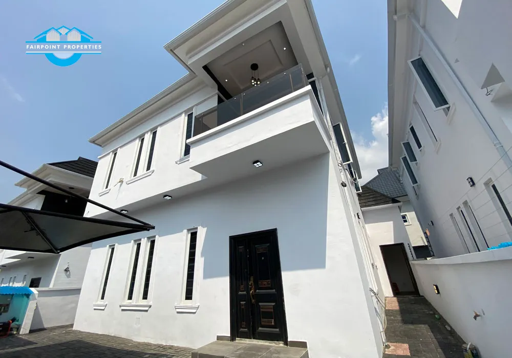 4 bedroom Detached Duplex