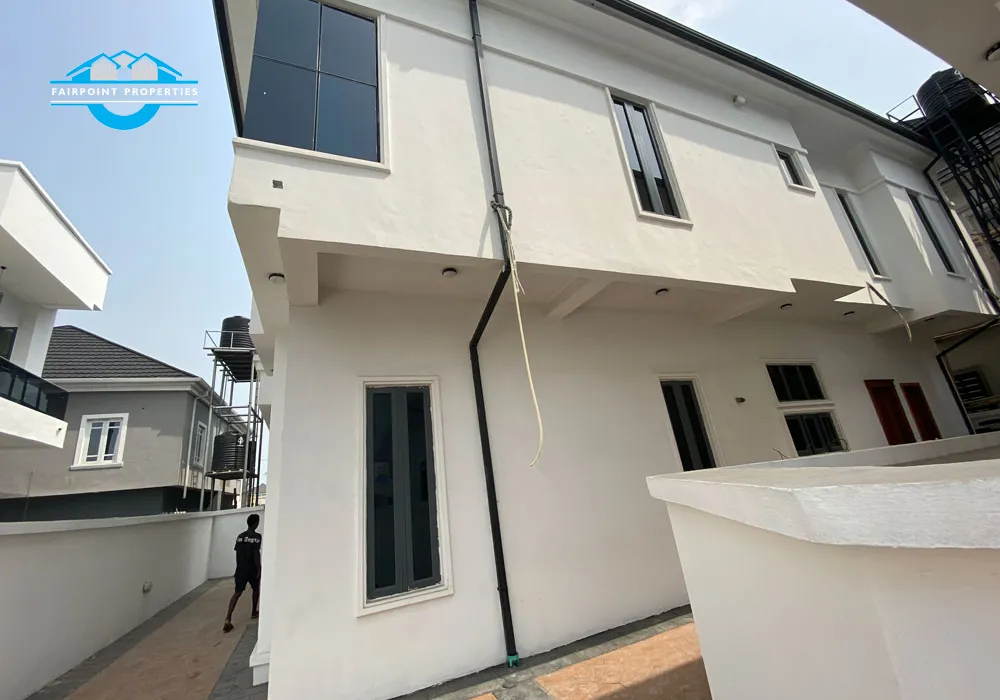 Beautiful 5 Bedroom Detached Duplex With a BQ For Sale At Osapa London