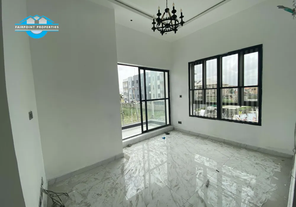 5 Bedrooms Fully Detached Duplex For Sale