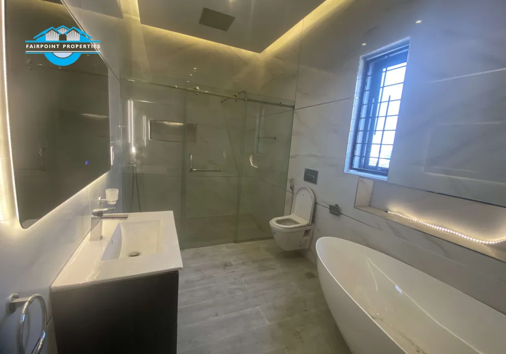 6 Bedroom Fully Detached Duplex With Bq, Swimming Pool and cinema room for sale at Lekki Phase I