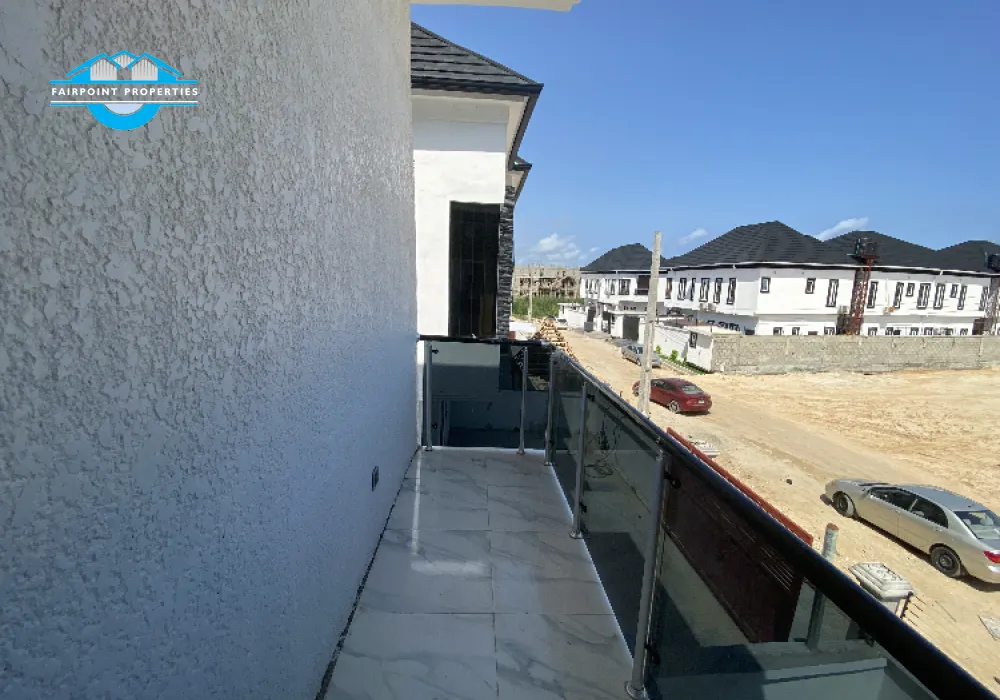 5 bedroom fully Detached duplex
