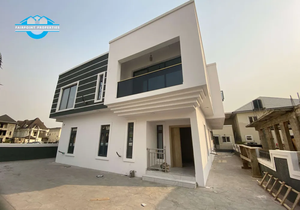 6 bedroom fully detached duplex with a Bq, swimming Pool and a gym house for sale Lekki Phase I