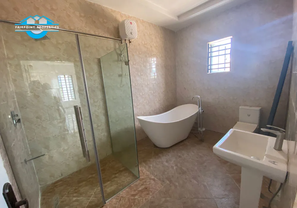 Beautiful 4 Bedroom Fully Detached Duplex With Bq For Sale At Conservation Center Lekki Lagos