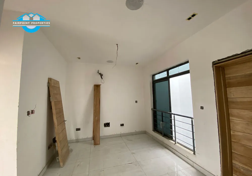 Luxury 4 Bedroom Detached Duplex
