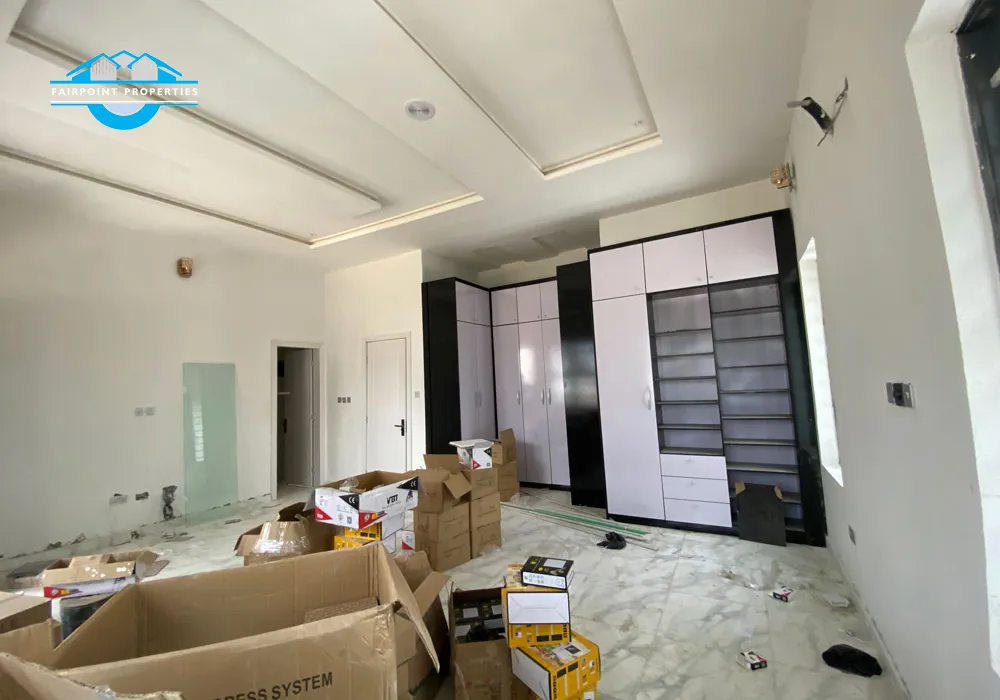 4 Bedroom Detached Duplex