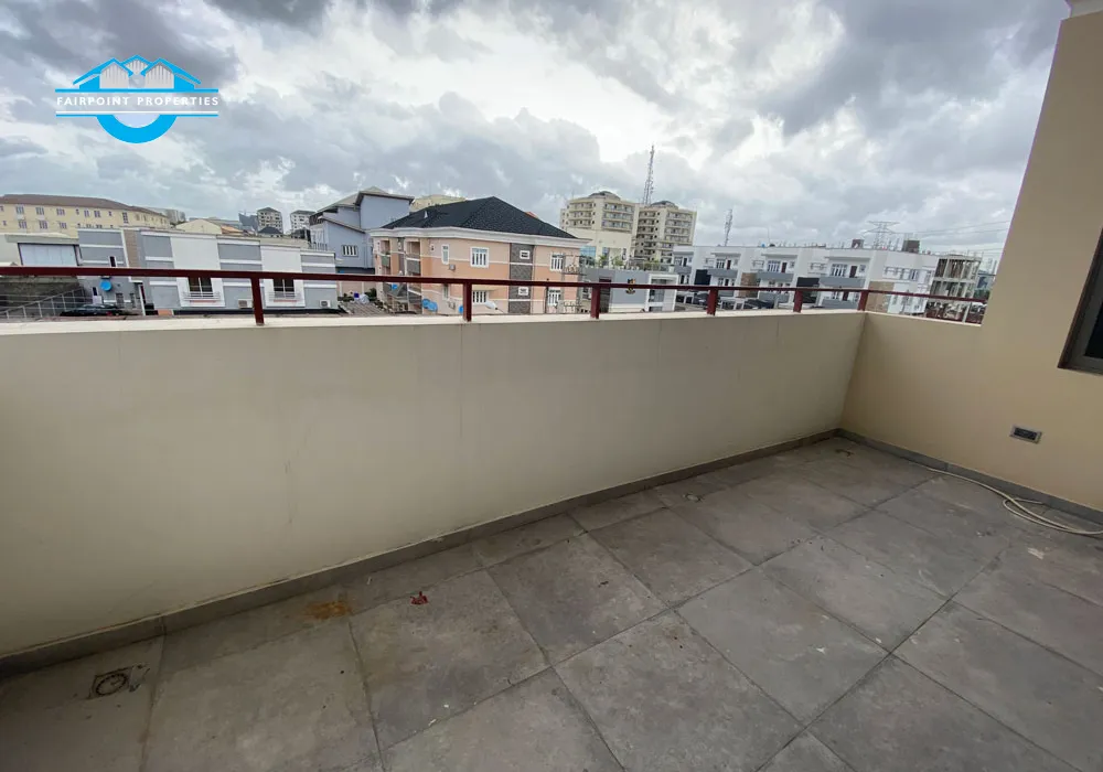 4 Bedroom Semi Detached Duplex For Sale