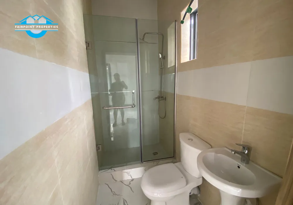 4 bedroom fully detached