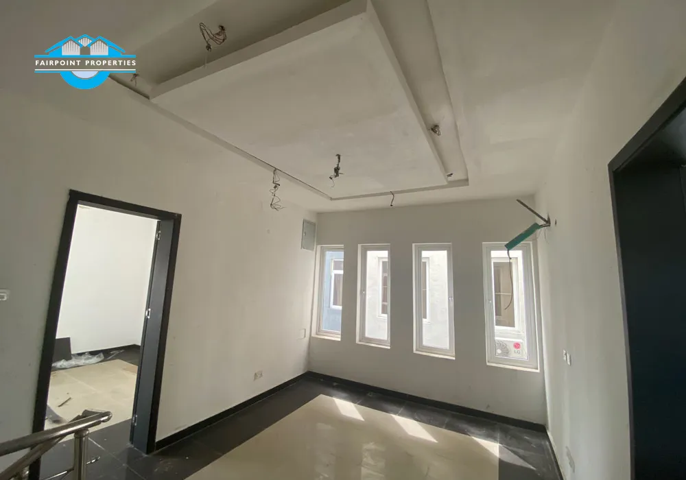 4 Bedroom Detached Duplex