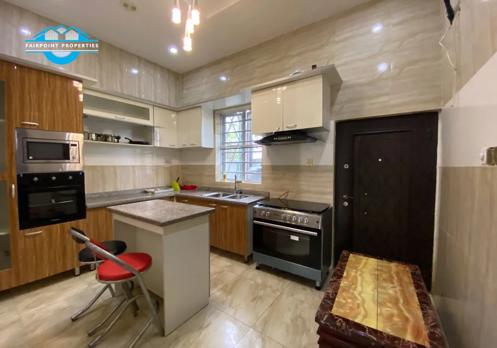4 Bedroom Detached Duplex