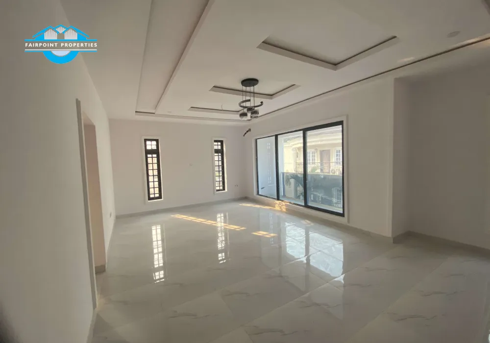 6 bedroom fully detached duplex with a Bq, swimming Pool and a gym house for sale Lekki Phase I