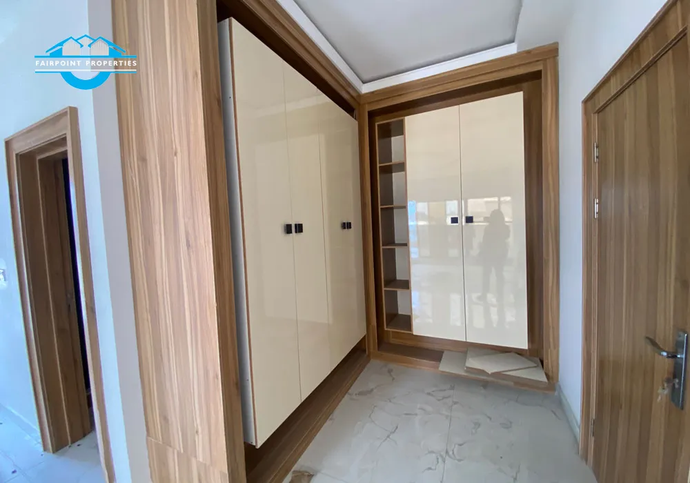 Luxury 5 Bedroom Detached duplex
