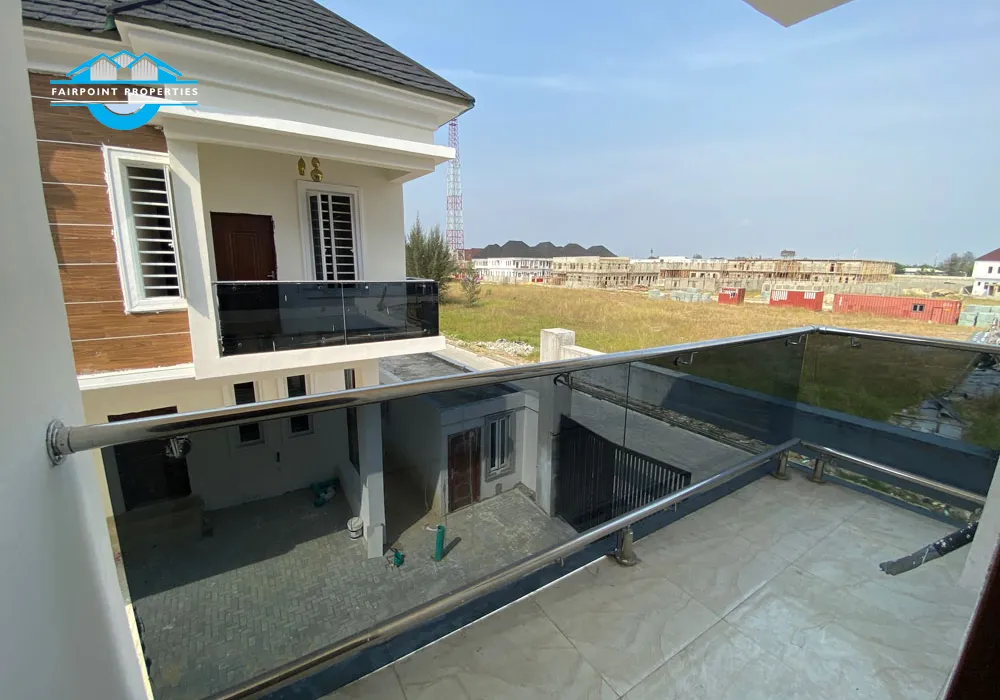 4 bedroom fully detached