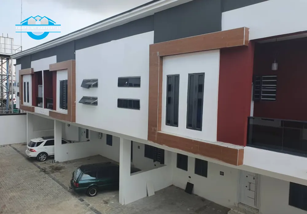 4 Bedroom Terrace