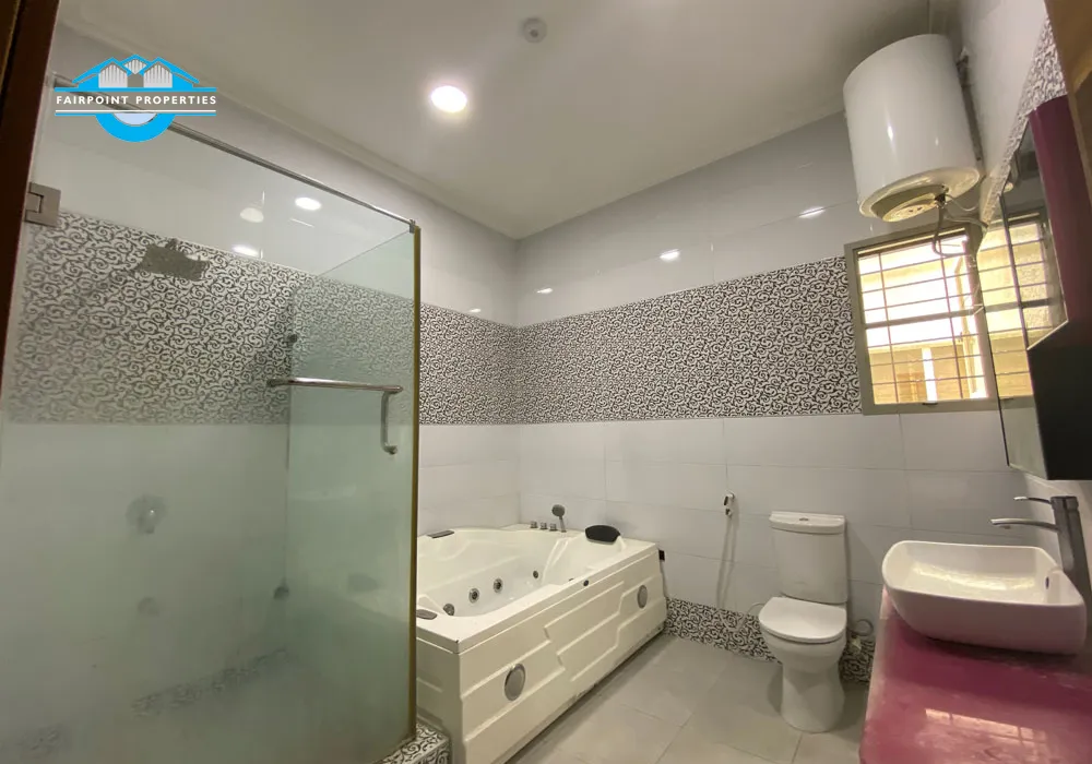 Luxury 4 Bedroom Detached Duplex