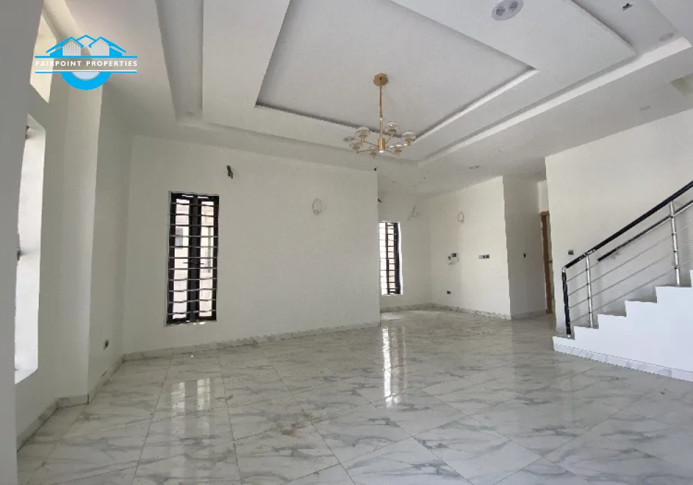 5 bedroom fully Detached duplex