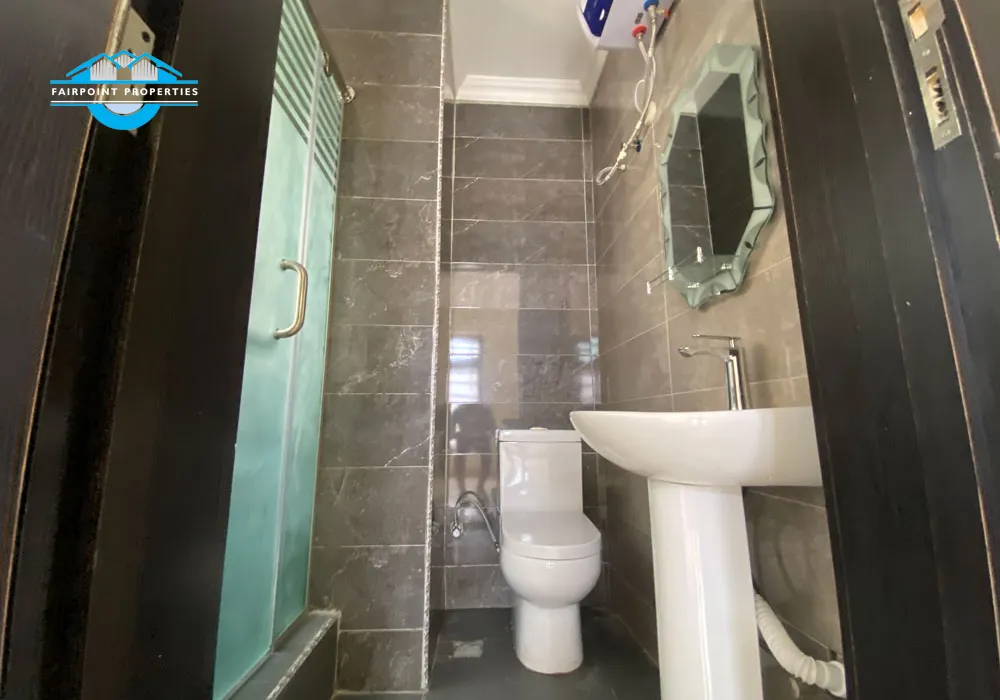 Luxury bedroom detached Duplex