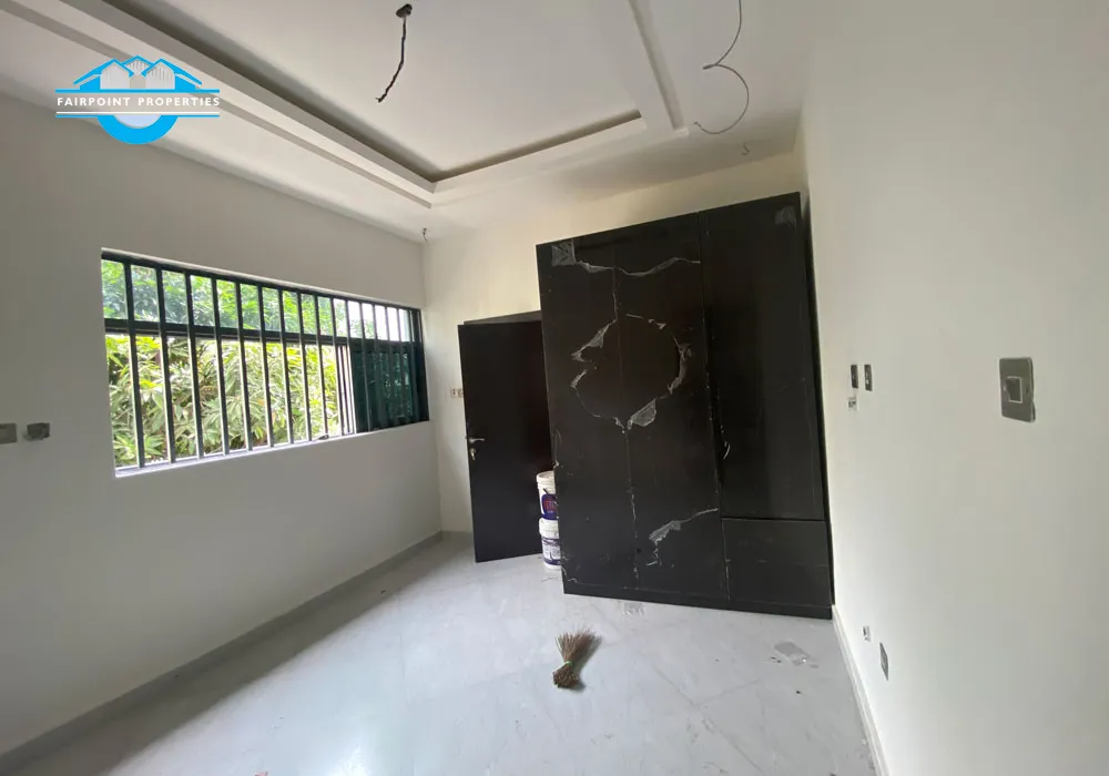 3 bedroom Flat