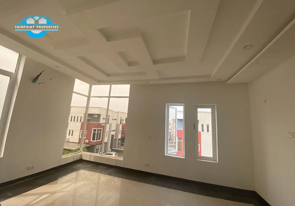 4 Bedroom Detached Duplex