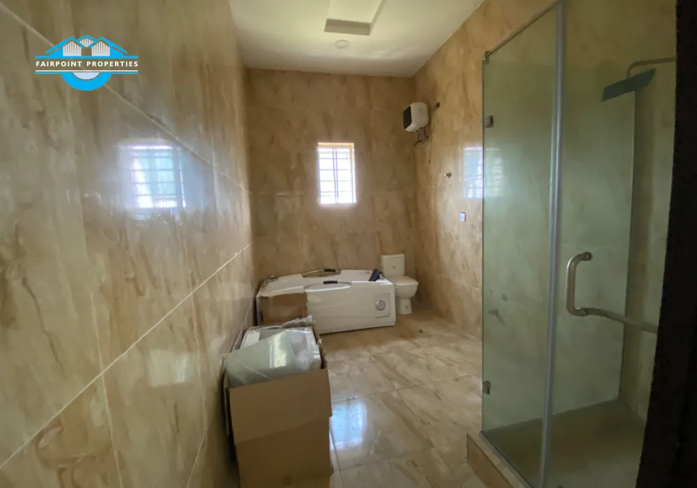 4 bedroom Detached Duplex