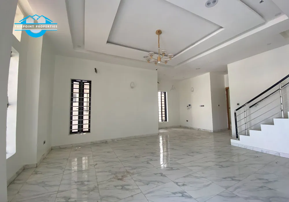 5 Fully Detached Duplex For Sale
