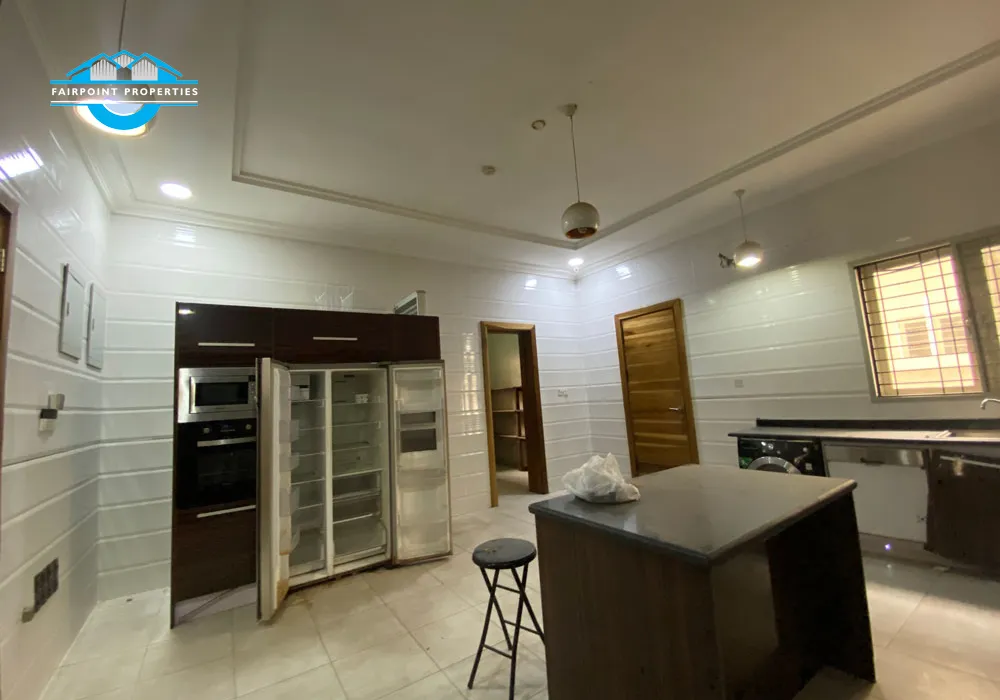 Luxury 4 Bedroom Detached Duplex